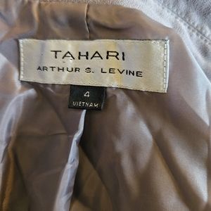 Women's pants suit size 6